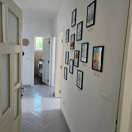 Apartment Mak *