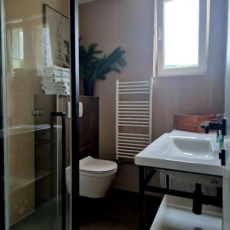 Mak Apartment *